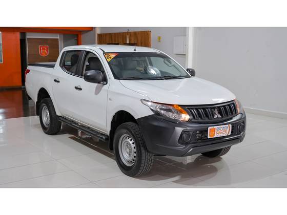 MITSUBISHI L200 TRITON 2.4 16V TURBO DIESEL SPORT GL CD 4P 4X4 MANUAL